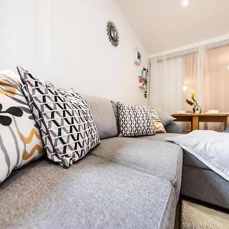 Mission Wave - Venture Apartment Staines-upon-Thames Dış mekan fotoğraf